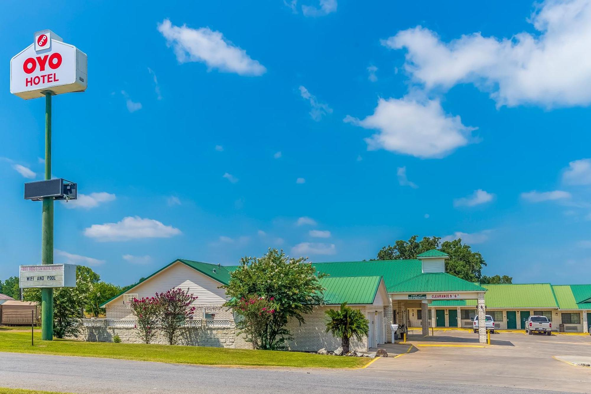 Oyo West 2* Yoakum