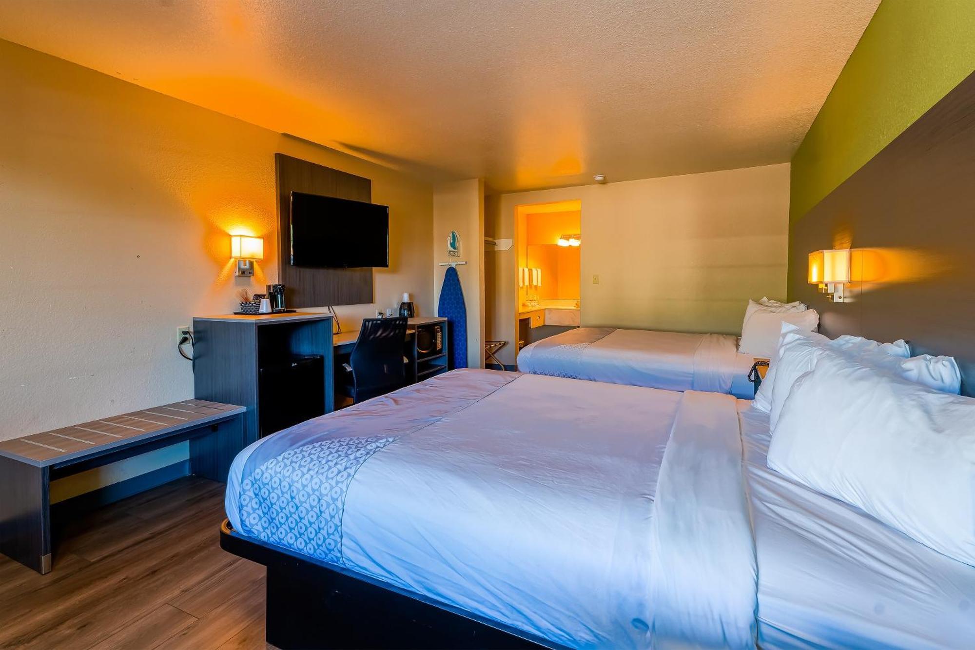 Hotel Oyo West