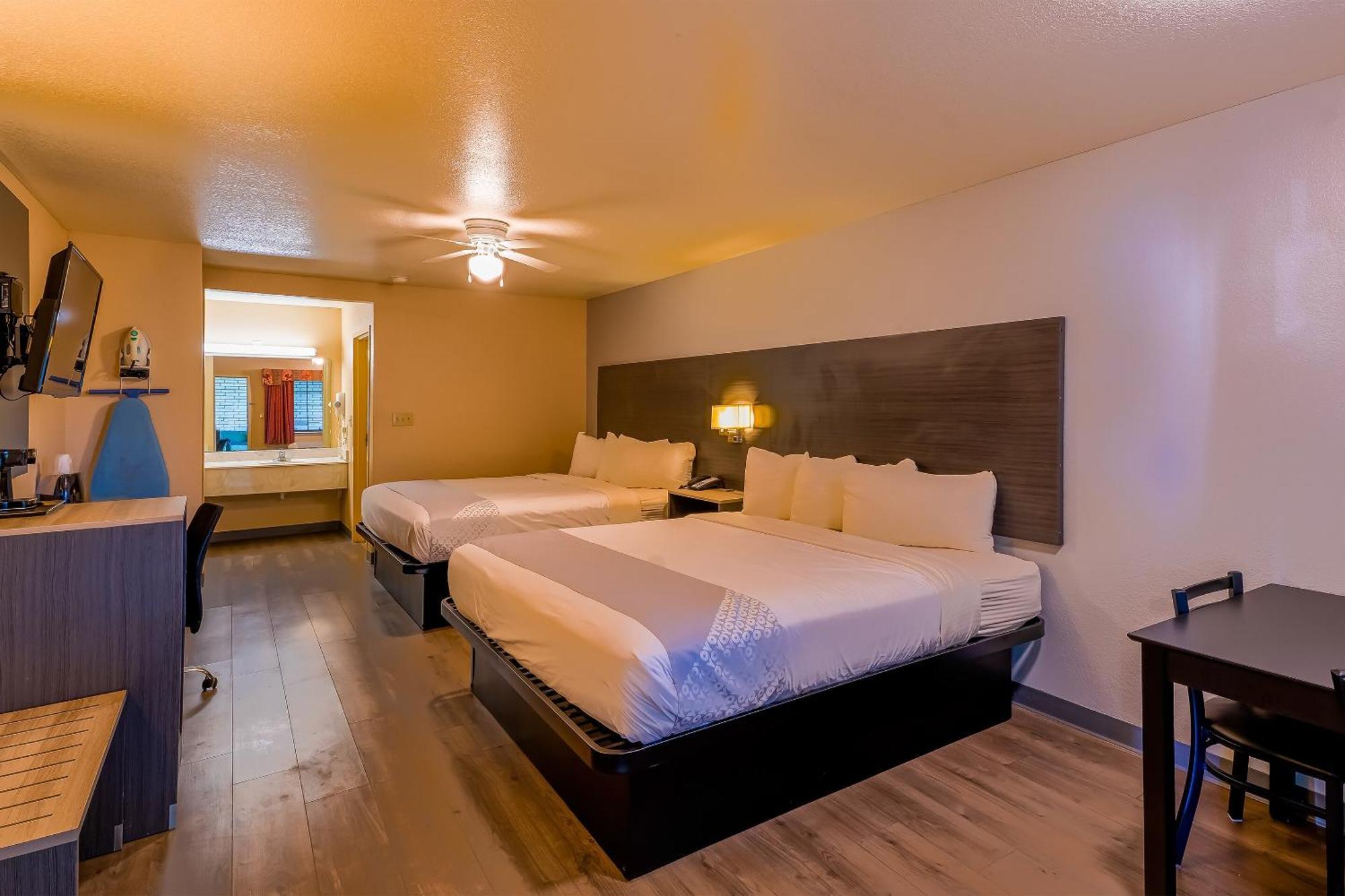 Hotel Oyo West