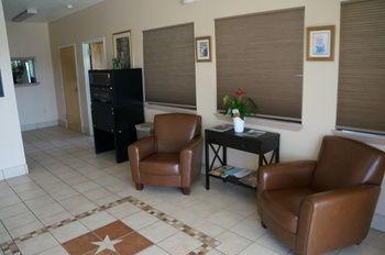 Oyo West Hotel Yoakum